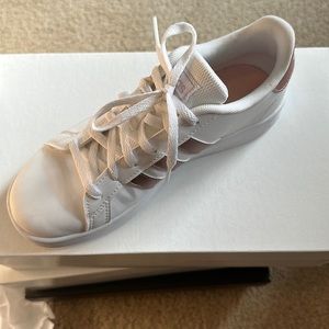 Adidas Grand Court kids size 3